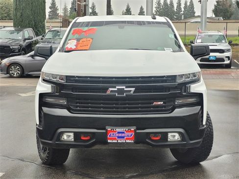 Used 2020 Chevrolet Silverado 1500 LT Trail Boss w/ Convenience Package image 3