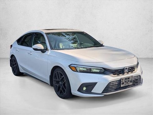 Used 2022 Honda Civic Sport Touring image 3