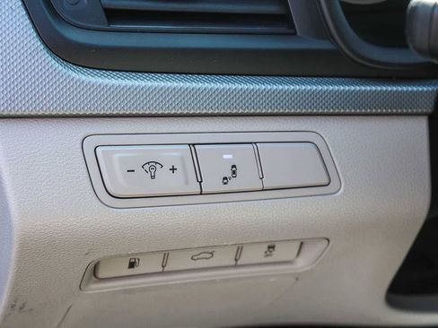 Used 2019 Hyundai Sonata SEL image 28