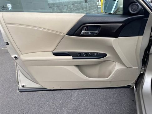 Used 2014 Honda Accord EX image 13