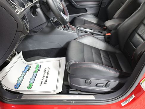 Used 2016 Volkswagen GTI Autobahn FWD image 13
