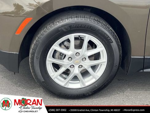 Certified 2024 Chevrolet Equinox LT FWD image 10