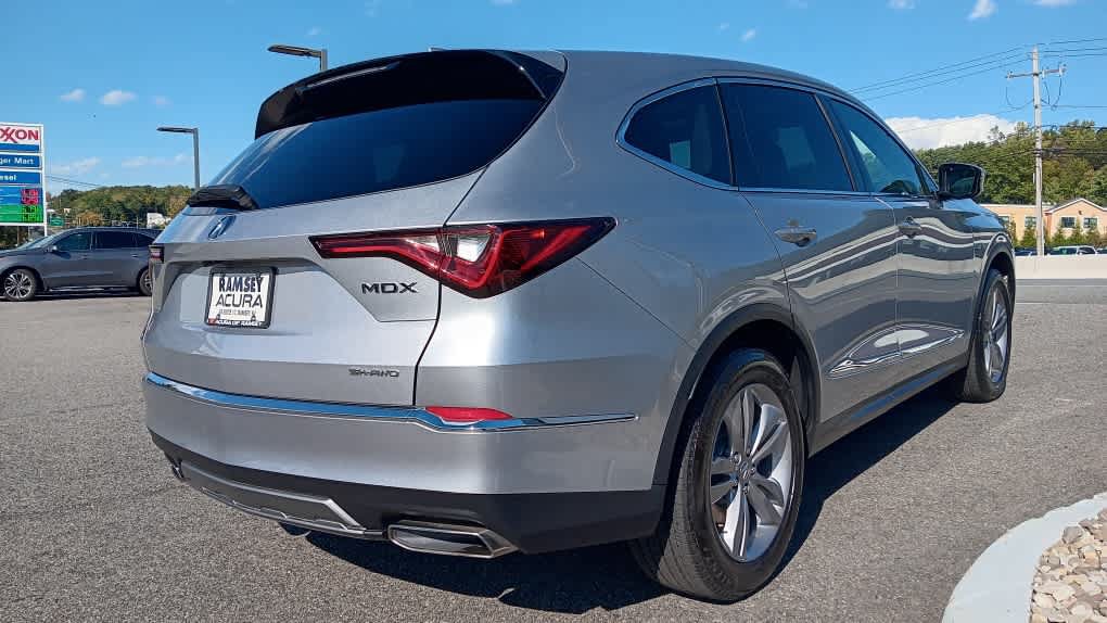 Used 2026 Acura MDX SH-AWD image 5