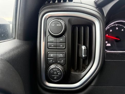 Used 2020 Chevrolet Silverado 2500 LTZ w/ LTZ Plus Package image 13