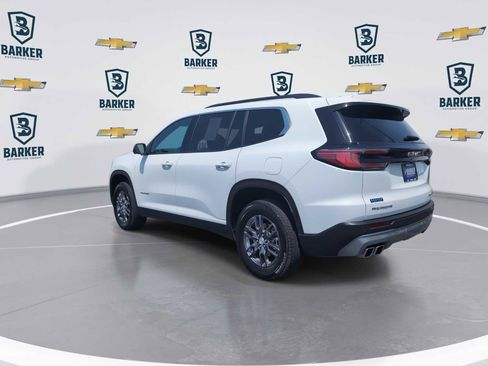 Used 2025 GMC Acadia Elevation FWD image 6