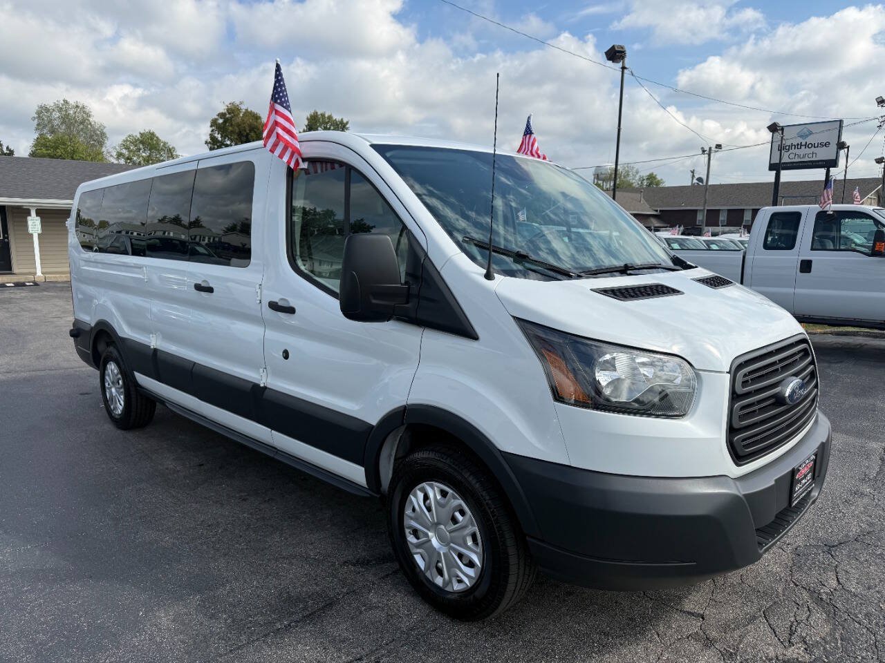 Used 2018 Ford Transit 350 XL RWD image 4