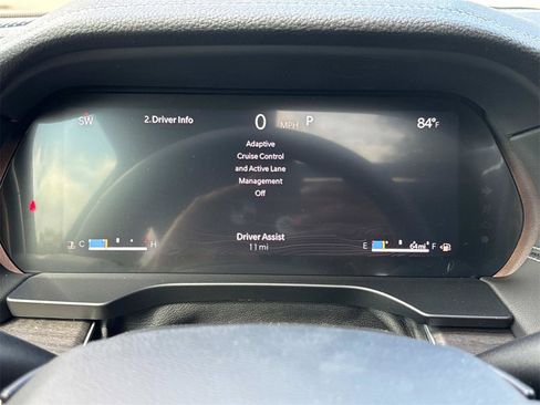 New 2025 Jeep Grand Cherokee Limited w/ Black Appearance Package image 15