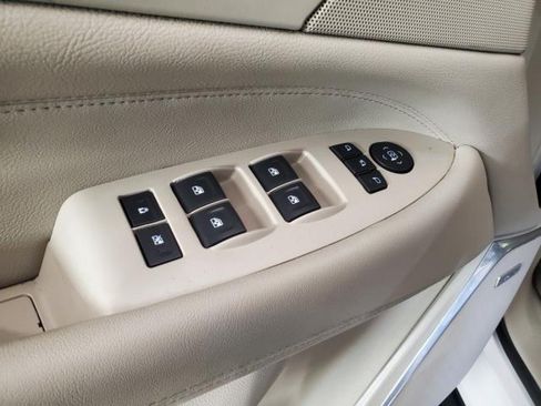 Used 2020 Cadillac Escalade Luxury AWD/4WD image 16