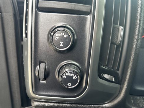 Used 2019 Chevrolet Silverado 1500 LT image 14