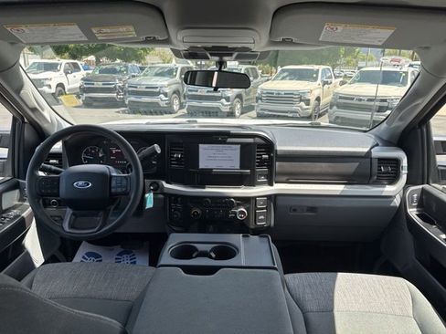 Used 2025 Ford F350 XLT AWD/4WD image 15