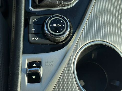 Used 2014 INFINITI Q50 2.0t w/ Moonroof Package image 35