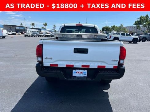 Used 2019 Toyota Tacoma SR AWD/4WD image 5