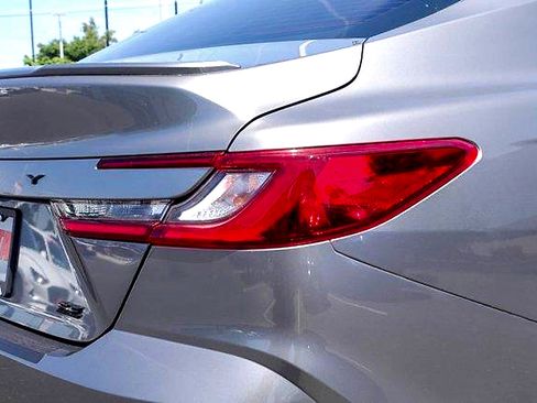Used 2025 Toyota Camry SE w/ Multimedia Upgrade Package FWD image 5