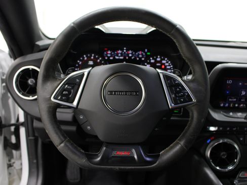 Used 2020 Chevrolet Camaro SS RWD image 12