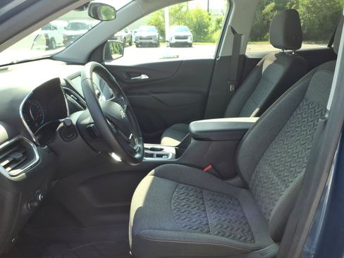 Used 2024 Chevrolet Equinox LT w/ LPO, Floor Liner Package FWD image 24