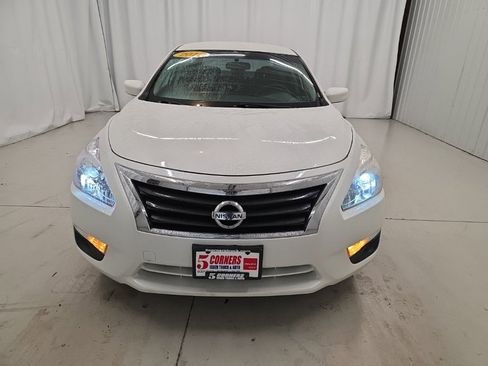 Used 2015 Nissan Altima 2.5 S w/ Power Driver Seat Package image 8