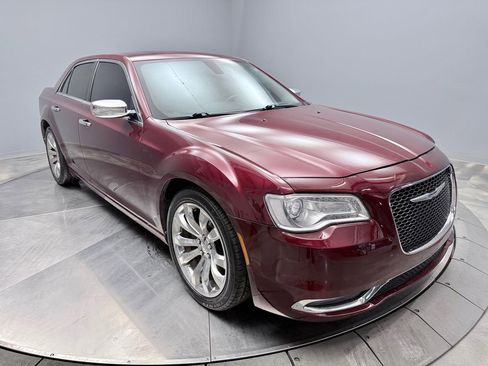 Used 2016 Chrysler 300 C w/ Light Group RWD image 3