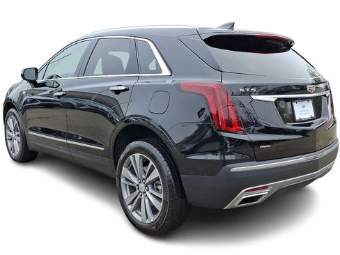 Certified 2024 Cadillac XT5 Premium Luxury w/ LPO, Floor Liner Package image 3