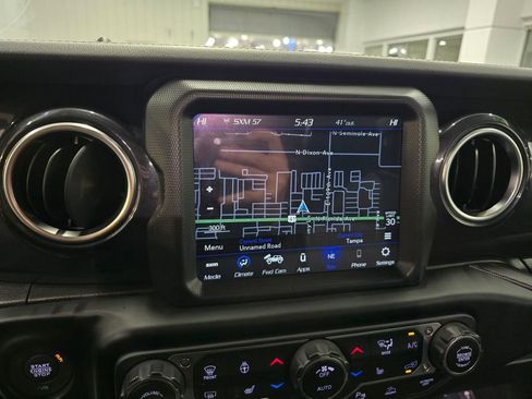 Used 2023 Jeep Wrangler Unlimited Rubicon 392 image 27