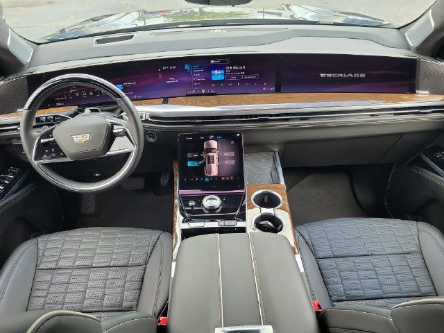 Certified 2025 Cadillac Escalade Sport Platinum AWD/4WD image 8