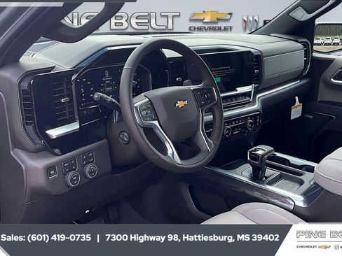 New 2026 Chevrolet Silverado 1500 LTZ w/ Z71 Off-Road Package AWD/4WD image 13