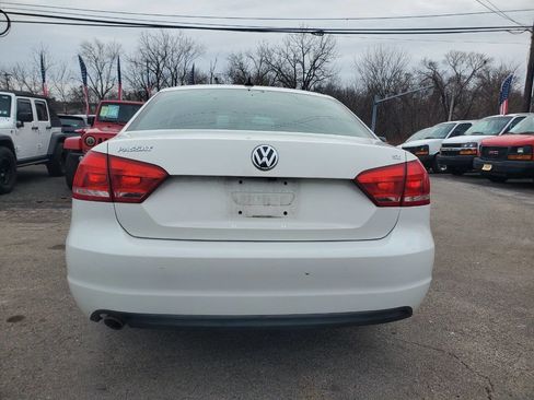 Used 2014 Volkswagen Passat 2.5 SE image 4