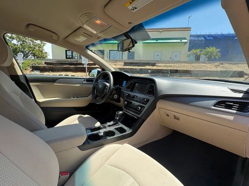 Used 2016 Hyundai Sonata SE image 17