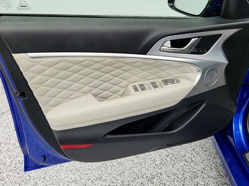 Used 2019 Genesis G70 2.0T Advanced w/ Prestige Package image 11