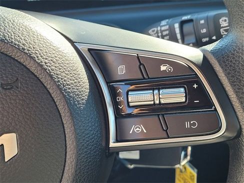 Used 2024 Kia Seltos LX image 15