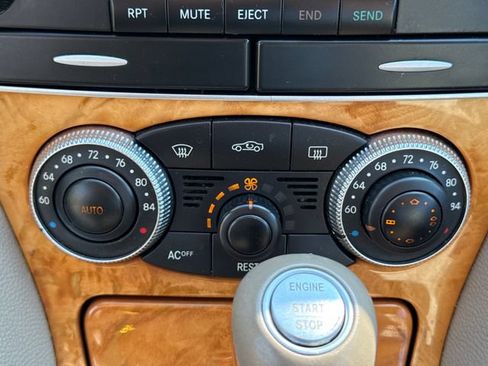 Used 2005 Mercedes-Benz SL 500 image 30