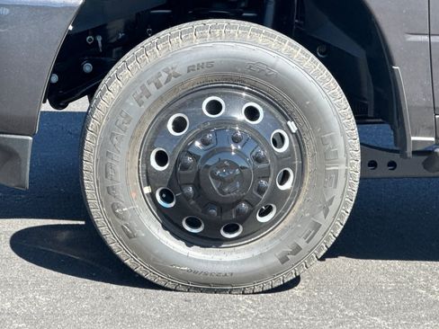 New 2026 RAM 3500 Laramie AWD/4WD image 24