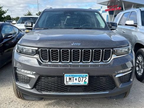 Used 2024 Jeep Grand Cherokee Limited 4xe AWD/4WD image 3