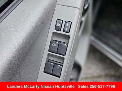 Used 2020 Nissan Frontier SV AWD/4WD image 22