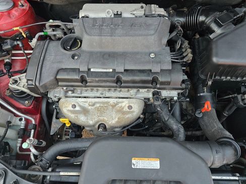 Used 2010 Hyundai Elantra GLS image 40