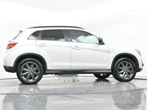 Used 2013 Mitsubishi Outlander Sport LE image 48