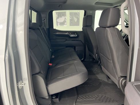 Used 2025 Chevrolet Silverado 1500 LT image 23