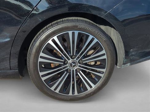 Used 2022 Mercedes-Benz CLA 250 4MATIC image 30