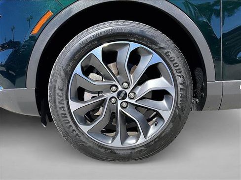 Used 2021 Lincoln Nautilus Reserve w/ Cargo Utility Package image 10