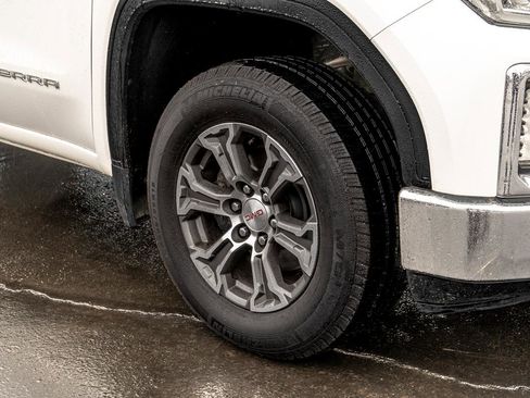 Used 2019 GMC Sierra 1500 SLT image 14