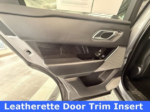 Used 2020 Land Rover Range Rover Velar R-Dynamic S image 41