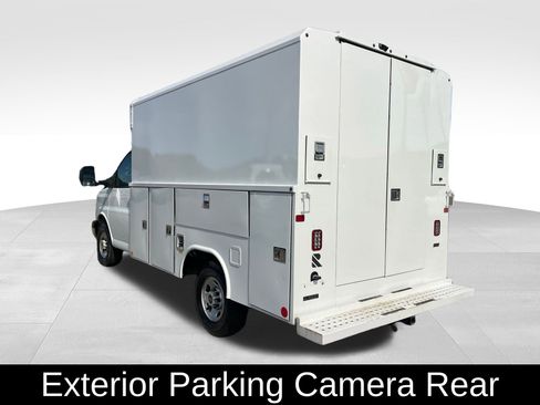 Used 2023 GMC Savana 3500 w/ Power Convenience Package image 8