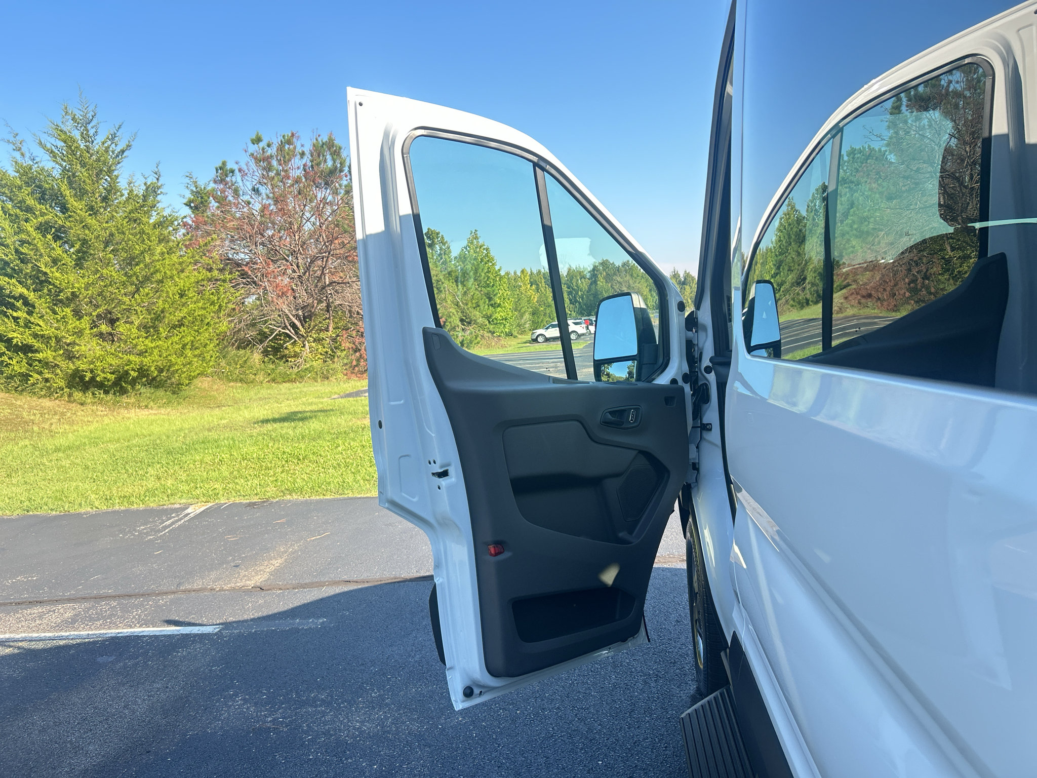 New 2027 Ford Transit 350 XL RWD image 19