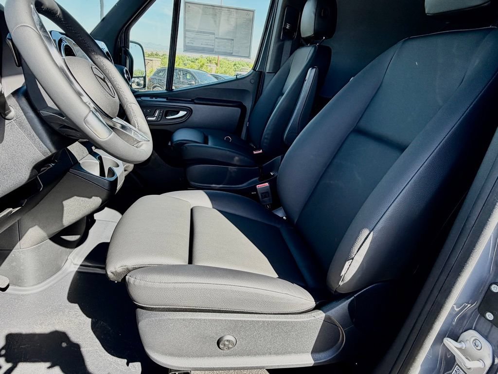 New 2026 Mercedes-Benz Sprinter 2500 image 18