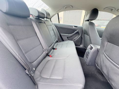 Used 2012 Volkswagen Jetta SE image 12