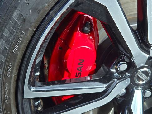 Used 2020 Nissan 370Z Touring Sport image 11