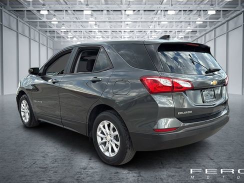 Used 2020 Chevrolet Equinox LS image 3