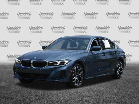 Certified 2025 BMW 330i Sedan RWD image 5