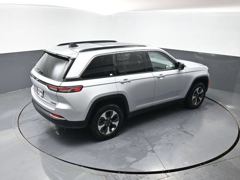 Used 2024 Jeep Grand Cherokee Limited 4xe AWD/4WD image 45