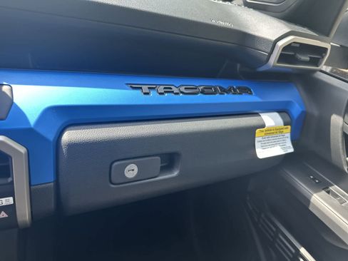 New 2026 Toyota Tacoma TRD Off-Road AWD/4WD image 34