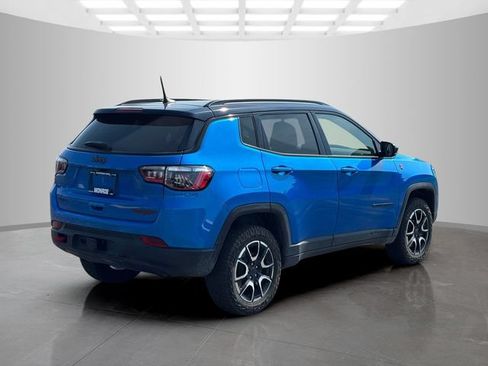 Certified 2025 Jeep Compass Trailhawk w/ Sun & Sound Group AWD/4WD image 7